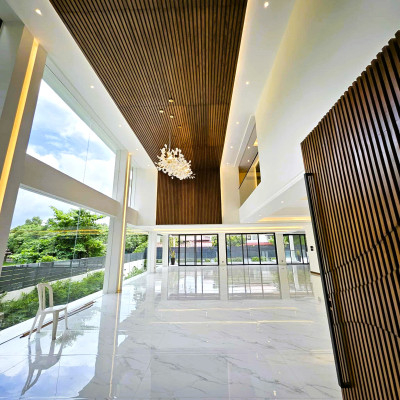 Stunning 8-Bedroom House and Lot for Sale