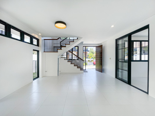 Classy Modern Contemporary House and Lot For Sale in Brazilia Heights