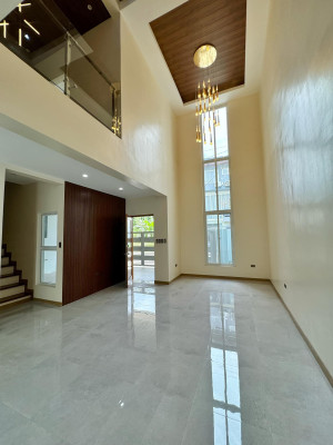 Brand New Modern 3-Storey House for Sale in Greenwoods Executive Village
