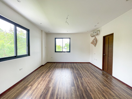 Notable Modern Contemporary House and Lot in Havila Township