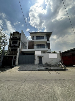 Secure this Preselling Modern House in Sta. Mesa Heights, Quezon City