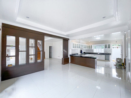 Bright and Airy Modern Contemporary House and Lot