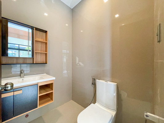 Sophisticated Modern Tropical House in The Enclave Alabang, Muntinlupa
