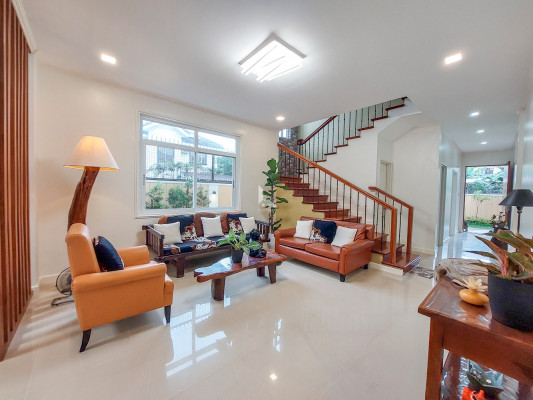 2 Storey Modern Asian Home with Swimming Pool for Sale in Greenwoods,