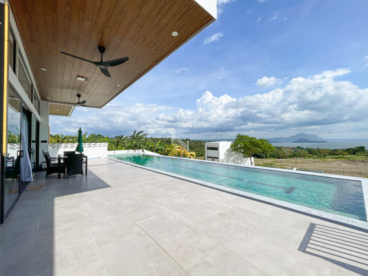 Vast Tropical Rest House For Sale in Taal View Heights