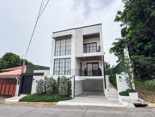 Discover this Sleek 3-Bedroom House and Lot in Filinvest 2, Batasan Hills