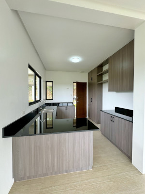 Brand New Modern House for Sale in w/ Mountain View in Sun Valley Estates