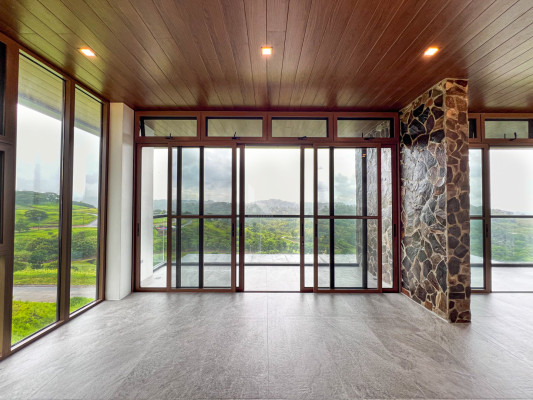Gorgeous Modern Contemporary House and Lot For Sale