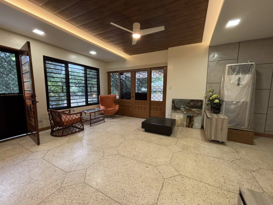 Splendid 3-Bedroom House and Lot in Commonwealth, Quezon City