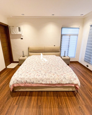 Astonishing Modern Contemporary House and Lot in Brentville