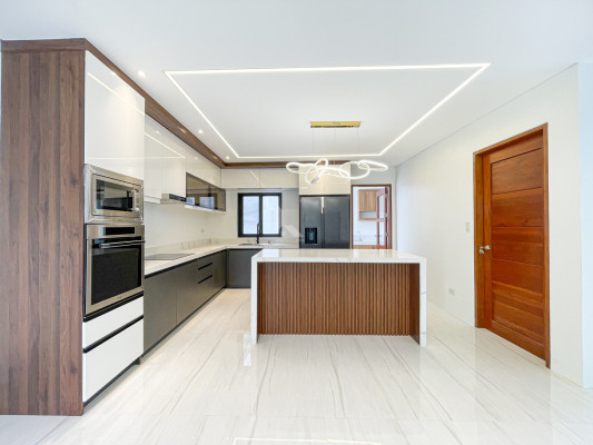Elegant Semi-Furnished Modern Contemporary Home For Sale