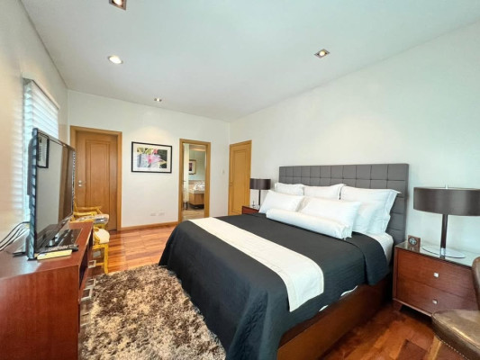 4BR House and Lot For Sale in AFPOVAI Subdivision Taguig