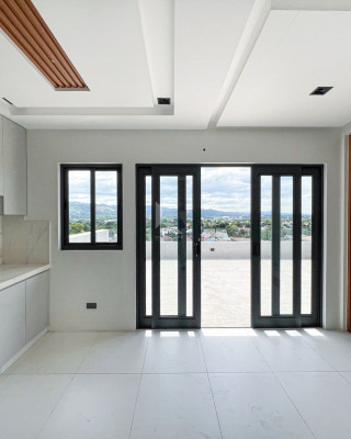 Superb Modern Industrial House and Lot