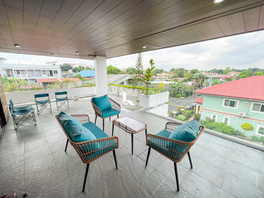 Modern Contemporary 3-Storey House and Lot in Marcelo Green Village