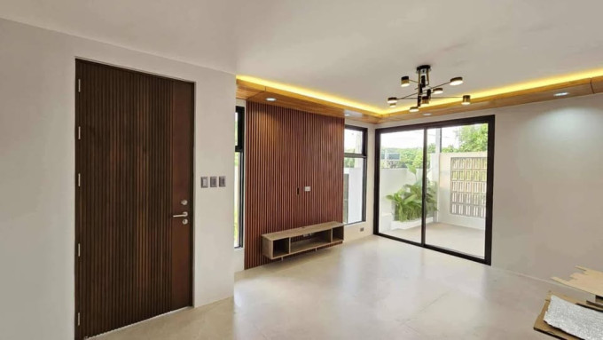 For Sale Modern House with Pool in Angeles City