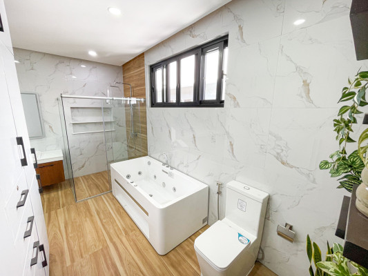 Splendid Modern Smart Home For Sale i