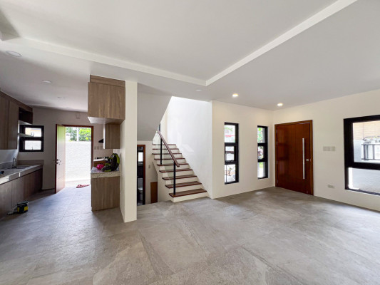 Stylish Modern Contemporary House and Lot in Filinvest Batasan Hills
