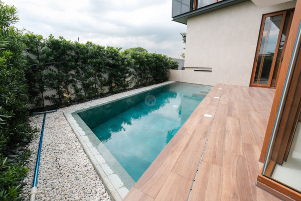 Own this Brand-New Contemporary 3-Storey House in Alabang West