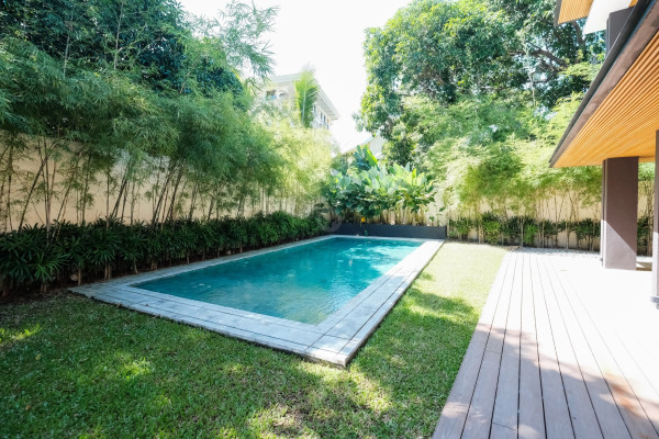 Ultramodern 5-Bedroom House for Sale