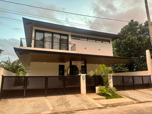 Explore this Elegant 4-Bedroom House in Salitran