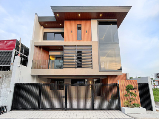 Superb Modern Contemporary House and Lot For Sale