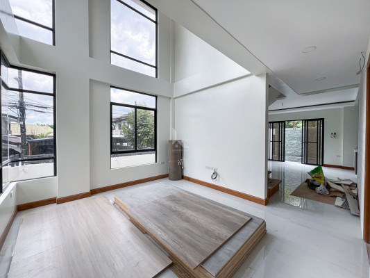 Stunning Modern House and Lot in Vista Real Subdivision, Quezon City