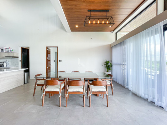 Vast Tropical Rest House For Sale in Taal View Heights