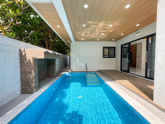 Spacious Brand New Modern Contemporary Home in Tierra Nueva Village