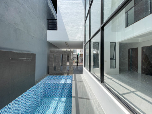 Luxurious Brand New Modern House For Sale