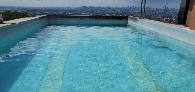 Overlookking Modern House For Sale in Taytay Rizal