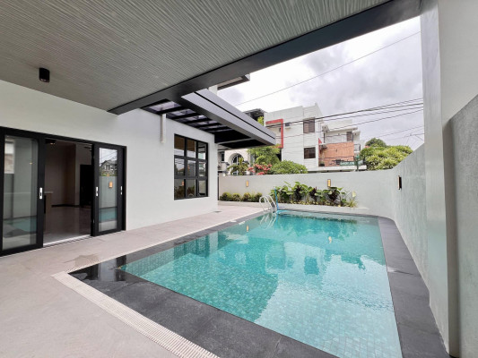 Fabulous 5-Bedroom Corner House and Lot for Sale