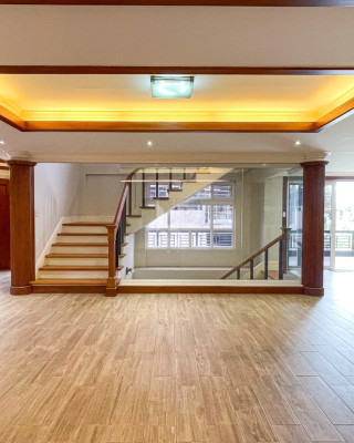 Classy Contemporary House and Lot in Vista Rea