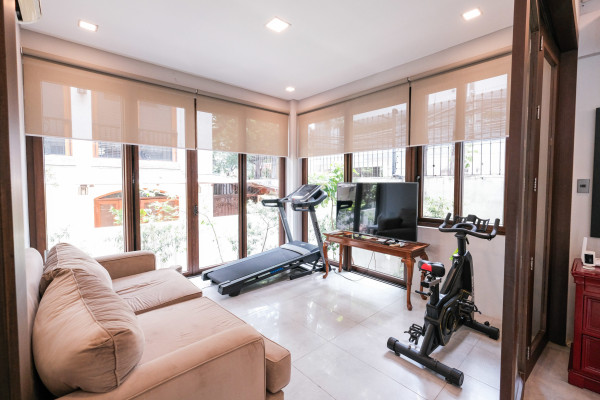 Enchanting 4-Bedroom House and Lot for Sale