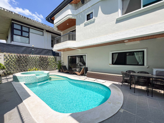 Cozy Fully Furnished Contemporary House and Lot in Casa Milan