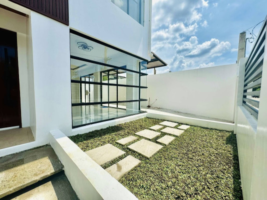 Own this Brand-New Modern Minimalist Home in Avida