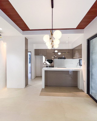 Notable Modern Contemporary House and Lot