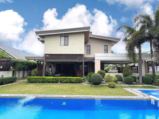 Stunning 5 Bedroom Resort-Style Property for Sale