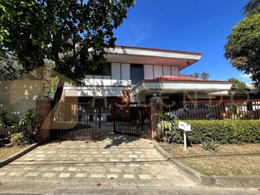 House and Lot for Sale in Alabang Hills