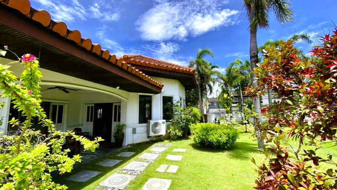 Experience this Elegant 2-Storey Home in Multinational, Paranaque