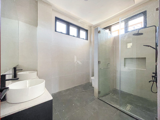 Stylish Modern Contemporary House and Lot For Sale