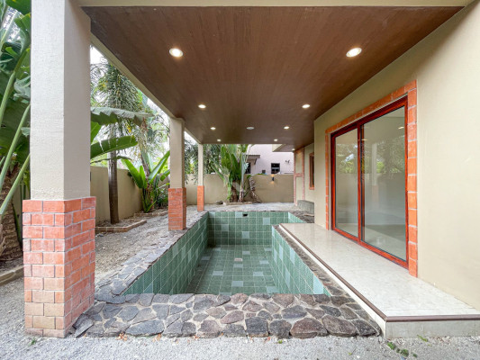 Classy Contemporary House and Lot For Sale in Portofino Heights