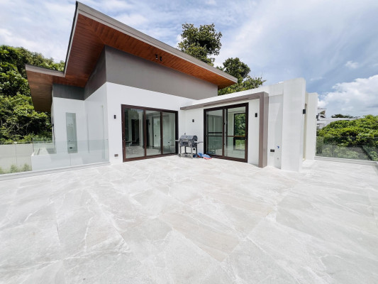 Experience this Multi-Level Brand-New House with City View in Parkridge Estates