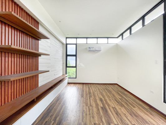 Notable Modern Contemporary House and Lot in Havila Township
