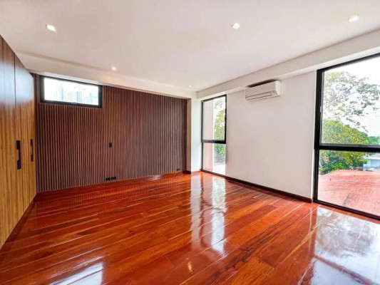 Brilliant 4-Bedroom House for Sale