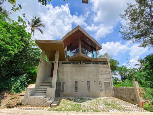 Elegant 3-Bedroom House and Lot for Sale Farmville Subdivision, Tagaytay