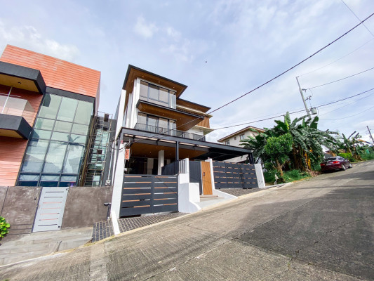 Stunning 4-Bedroom House for Sale in Filinvest 2