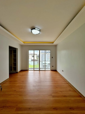 Brand New Modern 3-Storey House for Sale in Greenwoods Executive Village