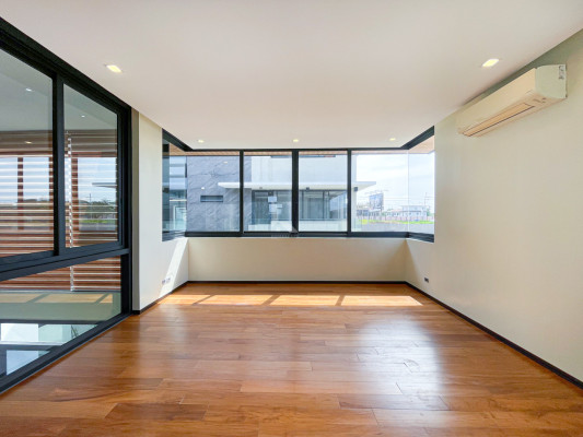 Sophisticated Modern Tropical House in The Enclave Alabang, Muntinlupa