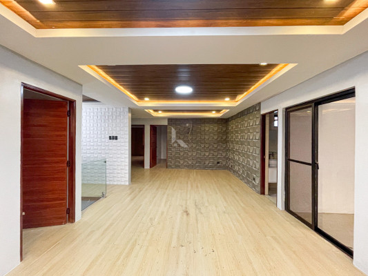 Remarkable Modern Contemporary House and Lot in Greenwoods Executive Village