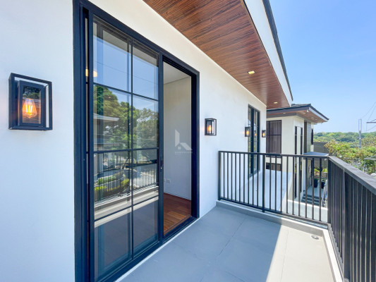 Classy Modern Contemporary House and Lot For Sale in Brazilia Heights